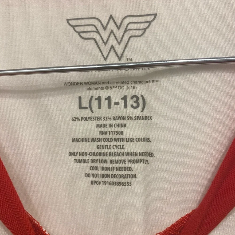 Wonder Woman tee - Picture 4 of 4